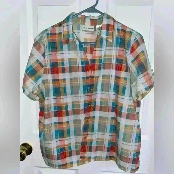 💚 Pastel Floral Plaid Collared Short Sleeve Button Up - Picture 1 of 6